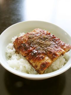 時短簡単見た目はうな丼☆焼ちくわの蒲焼丼-レシピのメイン写真