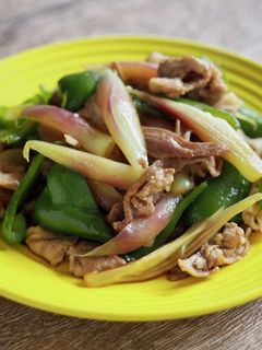 みょうがとピーマンと豚肉のサッパリ炒め-レシピのメイン写真