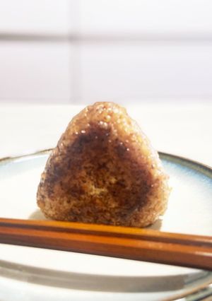 マヨラー必見!やみつきになる焼きおにぎり-レシピのメイン写真