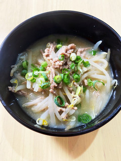 簡単!合挽肉ともやしの味噌汁-レシピのメイン写真
