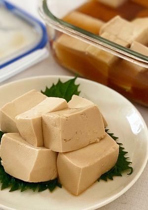 常備菜にも☆水切不要お豆腐のめんつゆ漬け-レシピのメイン写真