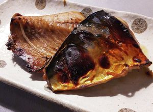 【超簡単】ご飯泥棒のごま鯖のみりん焼き-レシピのメイン写真