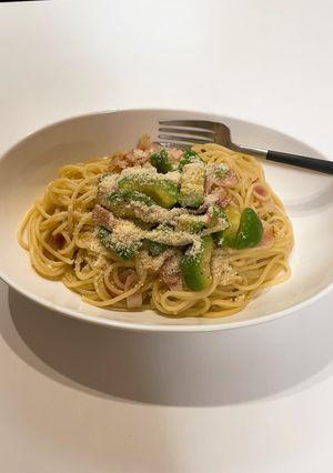 アボカドベーコンパスタ-レシピのメイン写真