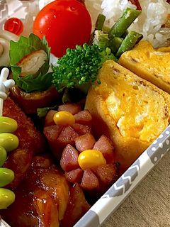 お弁当に!ソーセージのお花-レシピのメイン写真