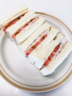 ツナとチーズとトマトのサンドイッチ-レシピのメイン写真
