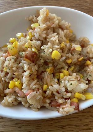 簡単　ガリバタベーコーンチャーハン-レシピのメイン写真