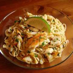 รูปของ スープも美味しい♪鱈のパスタ