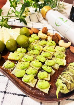 お酒のおつまみ☆チーズと枝豆わさび添え-レシピのメイン写真