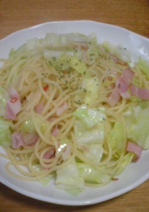 春キャベツとベーコンのパスタ-レシピのメイン写真