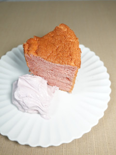 桜色の生クリーム-レシピのメイン写真
