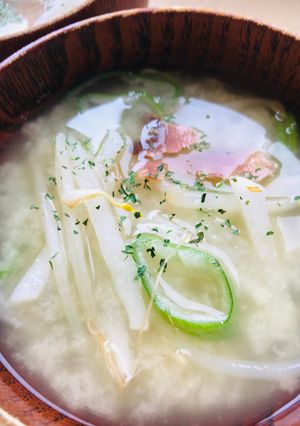 削り節味噌汁●細切り大根＆もやし-レシピのメイン写真