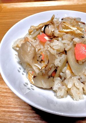 今日の晩御飯！簡単サバ缶の炊き込みごはん-レシピのメイン写真