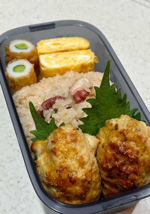 たこ飯つくね弁当-レシピのメイン写真