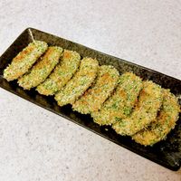 基本からアレンジまで！思わずつくりたくなる「黒はんぺん」のレシピ集