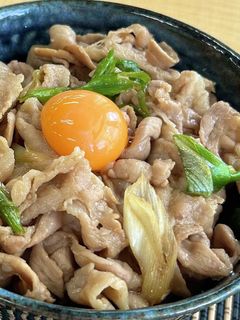 食べ盛りにボリューム満点すた丼はいかが?-レシピのメイン写真