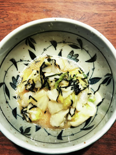 刻み海苔掛け白菜の味噌ドレッシング和え-レシピのメイン写真
