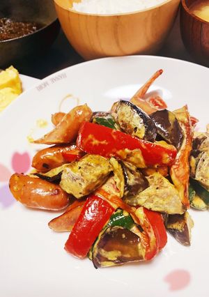 夏野菜とウインナーのカレーマヨ炒め-レシピのメイン写真