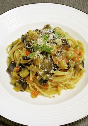 茄子のソースのスパゲッティ-レシピのメイン写真