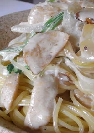 鶏肉とほうれん草のクリームパスタ-レシピのメイン写真
