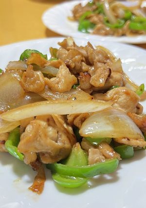 簡単♫豚肉とピーマンと玉ねぎの味噌炒め-レシピのメイン写真