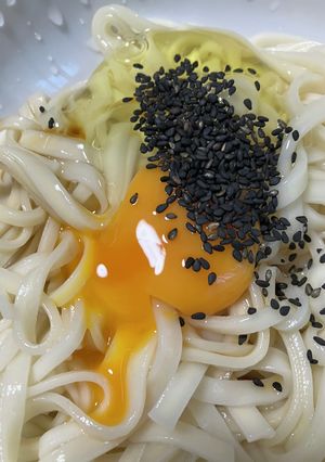 簡単　冷やし釜玉うどん-レシピのメイン写真