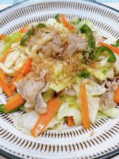 これだけで美味しい!塩出汁焼きうどん-レシピのメイン写真