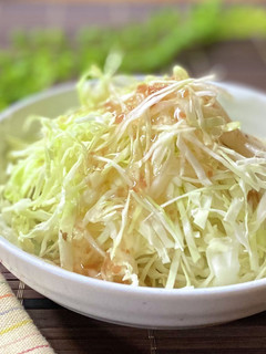 やみつき!梅ダレキャベツ-レシピのメイン写真