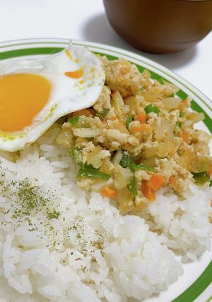 味噌ベースのピリ辛ガパオライス-レシピのメイン写真