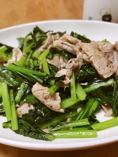 簡単☆豚肉と小松菜の炒め物-レシピのメイン写真