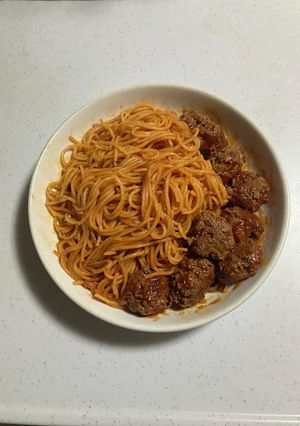 パスタを沢山食べる為のハンバーグ-レシピのメイン写真