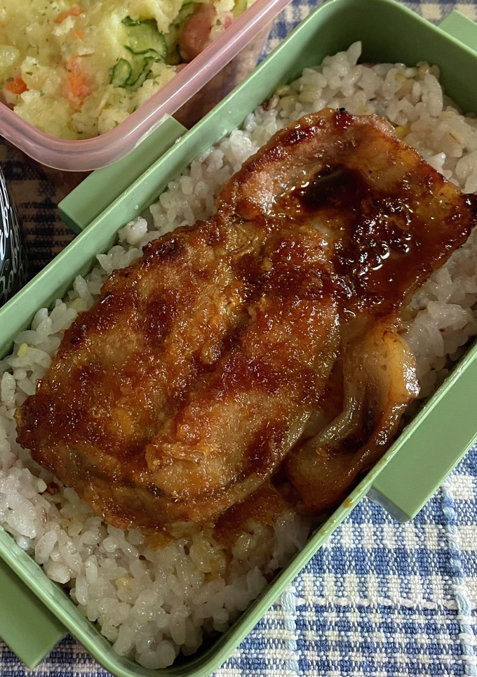 簡単生姜焼き弁当^_^-レシピのメイン写真