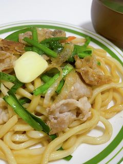 バター醤油焼きうどん-レシピのメイン写真
