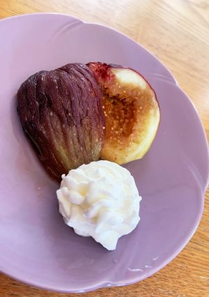 至福のご褒美スイーツ☆温いちじくホイップ-レシピのメイン写真