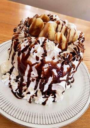 豪快デコケーキ☆チョコバナナ生クリーム-レシピのメイン写真