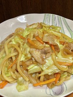 焼き肉のタレで焼きうどん-レシピのメイン写真