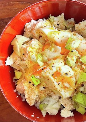 朝ごはんやランチに！ごちそう温玉豆腐丼-レシピのメイン写真