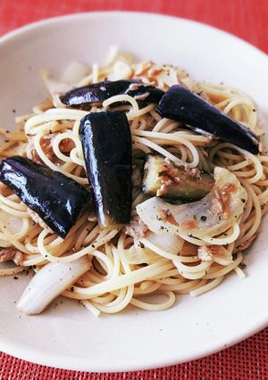 ランチに☆茄子とツナのにんにく醤油パスタ-レシピのメイン写真