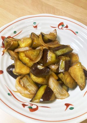 なすと玉ねぎのソース炒め-レシピのメイン写真