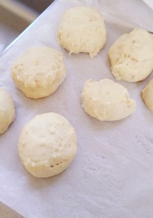 一晩寝かしてタッパーで作るパン-レシピのメイン写真
