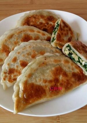 中国北方料理−ニラ焼き餃子-レシピのメイン写真