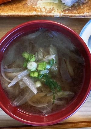アメリカ🇺🇸茄子と玉ねぎと素麺の味噌汁-レシピのメイン写真