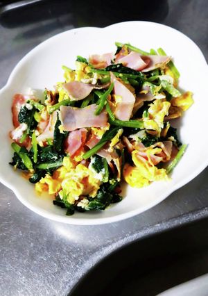 ほうれん草とベーコンの炒め物-レシピのメイン写真