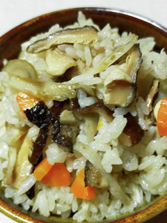 鶏とごぼうの炊き込みご飯-レシピのメイン写真