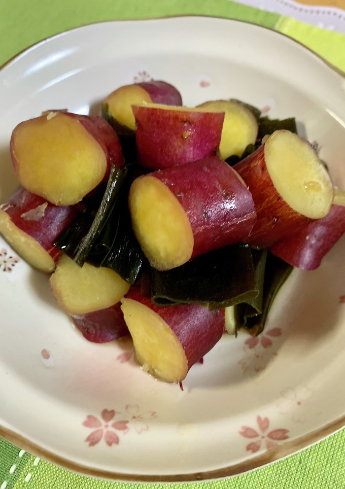 さつま芋と昆布の煮物♪-レシピのメイン写真