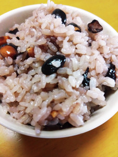 簡単黒豆ごはん【ほんのり紫色】-レシピのメイン写真