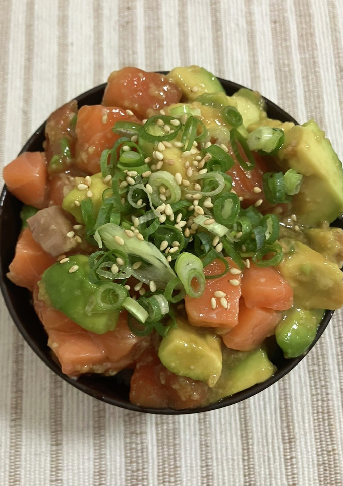 しょうゆ糀の和風ポキ丼-レシピのメイン写真