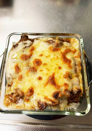 簡単!余ったハヤシライスでドリア-レシピのメイン写真