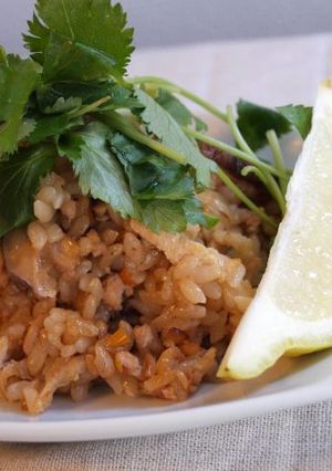 大人も子供も喜ぶそぼろの炊き込みご飯-レシピのメイン写真