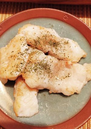 簡単に!白身魚のムニエルもどき笑笑笑-レシピのメイン写真