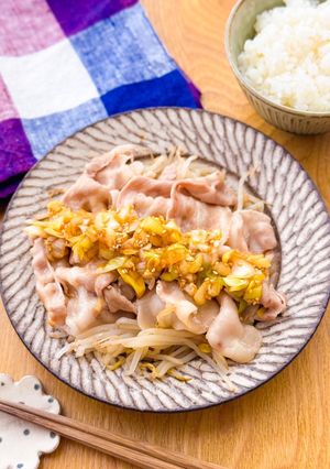 フライパン蒸し♫豚バラもやしの香味ダレ-レシピのメイン写真